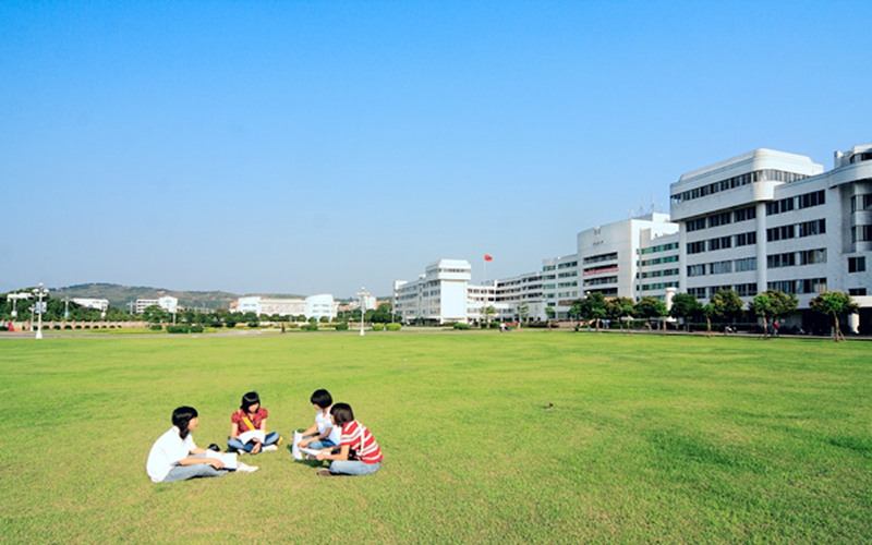 韶关学院_校园风光_365电子游戏(中国)官方网站景色