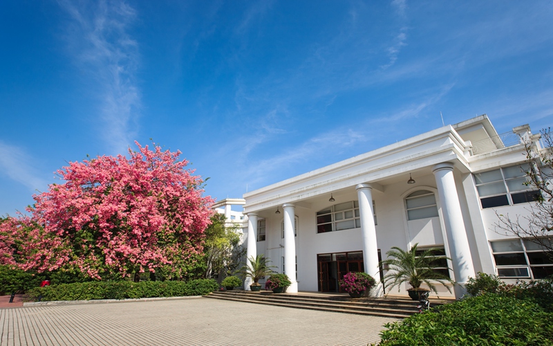 广州软件学院_校园风光_学校景色