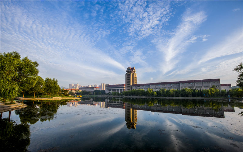 烟台大学_校园风光_365电子游戏(中国)官方网站景色