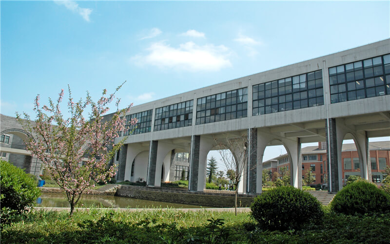 武汉设计工程学院_校园风光_学校景色