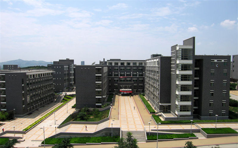 山东青年政治学院_校园风光_学校景色