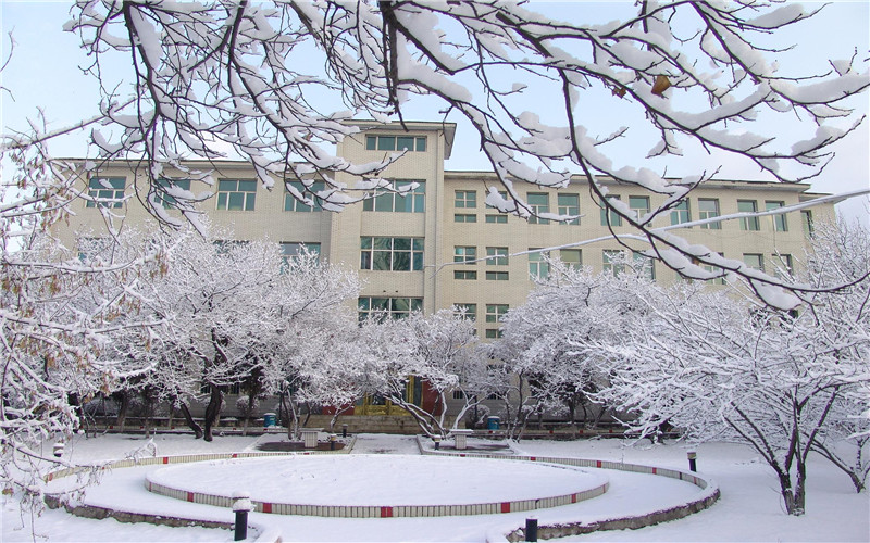 牡丹江医学院_校园风光_学校景色