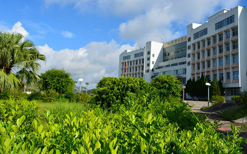 汕尾职业技术学院_校园风光_学校景色