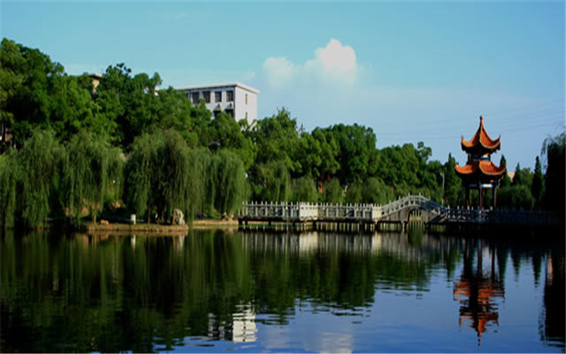 湘潭大学兴湘学院_校园风光_学校景色