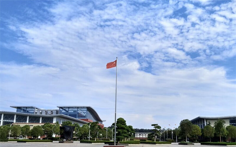 武汉体育学院体育科技学院_校园风光_学校景色