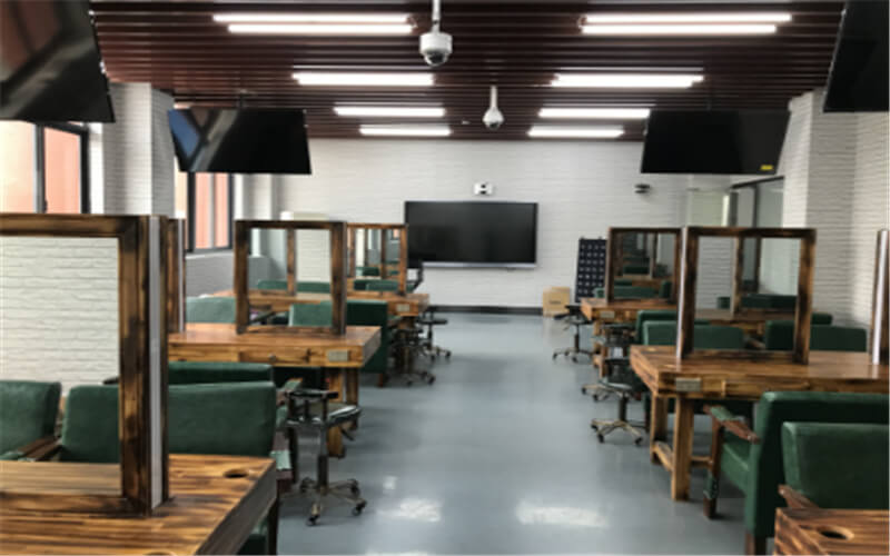 湖北科技职业学院_校园风光_学校景色