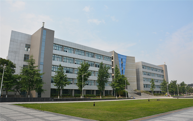 四川现代职业学院_校园风光_学校景色