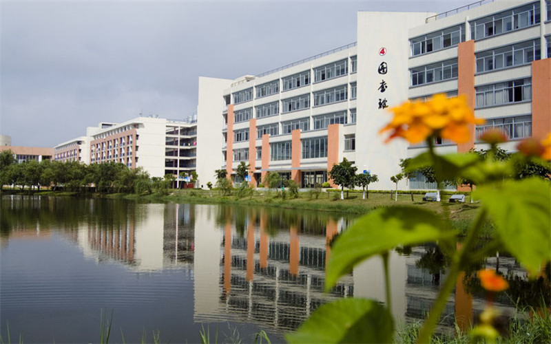 珠海城市职业技术学院_校园风光_学校景色