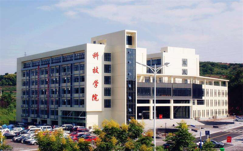 三峡大学科技学院_校园风光_学校景色