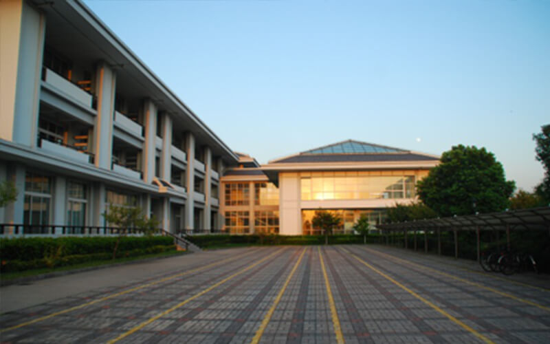 上海外国语大学_校园风光_学校景色