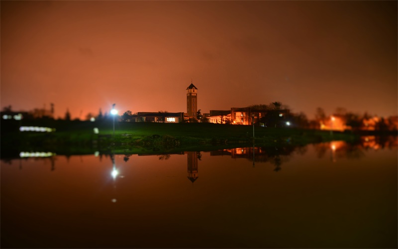 成都东软学院_校园风光_学校景色