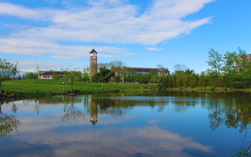 成都东软学院_校园风光_学校景色