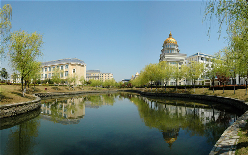 江西外语外贸职业学院_校园风光_学校景色