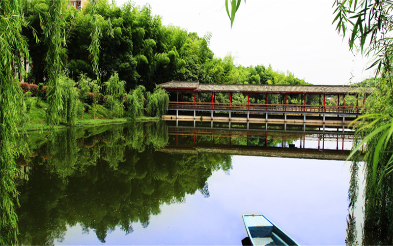 湖南信息学院_校园风光_365电子游戏(中国)官方网站景色