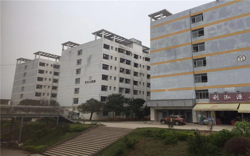 南宁师范大学师园学院_校园风光_学校景色