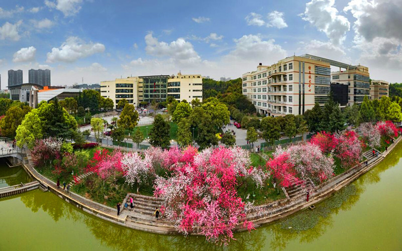 三峡大学_校园风光_学校景色