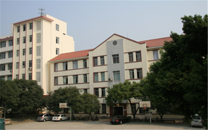 桂林医学院_校园风光_学校景色