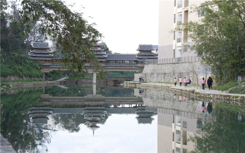 广西民族大学_校园风光_学校景色