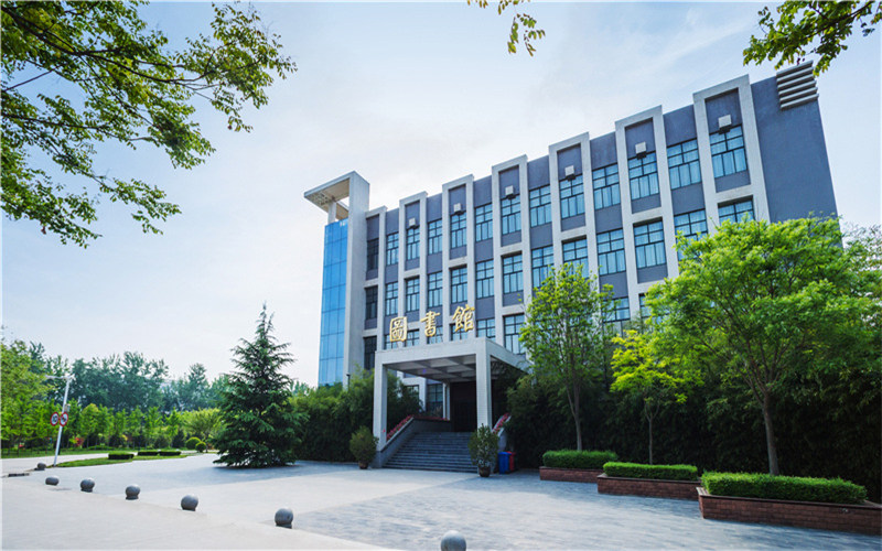 西安科技大学高新学院_校园风光_学校景色