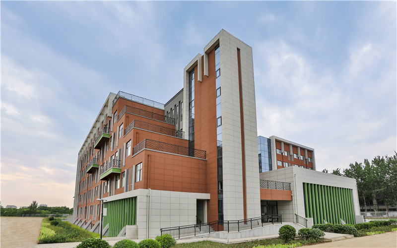 西安科技大学高新学院_校园风光_学校景色