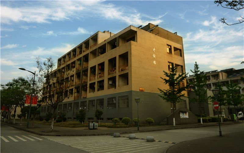 江苏科技大学苏州理工学院_校园风光_学校景色