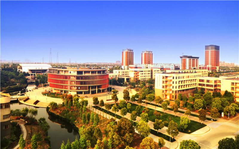 江苏科技大学苏州理工学院_校园风光_学校景色