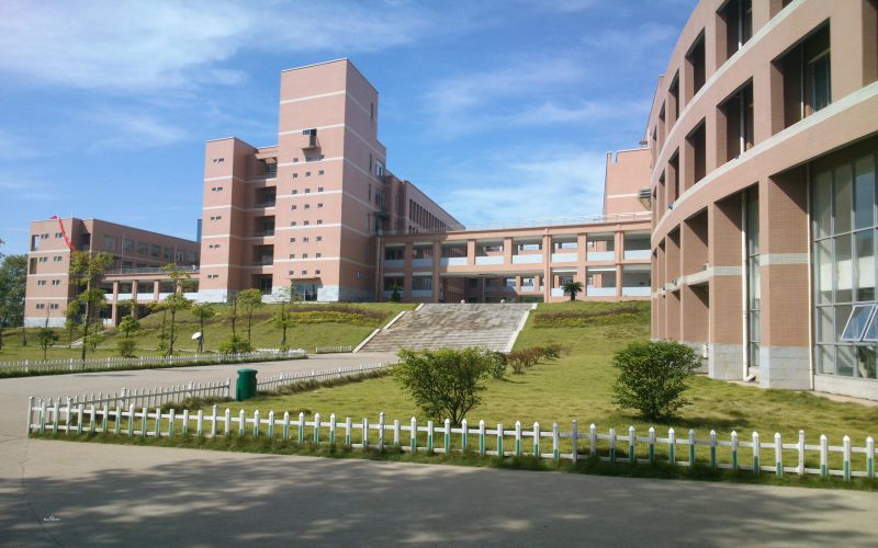 湘潭大学兴湘学院_校园风光_学校景色