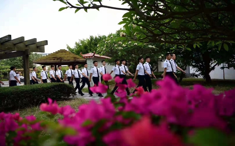 三亚航空旅游职业学院_校园风光_365电子游戏(中国)官方网站景色