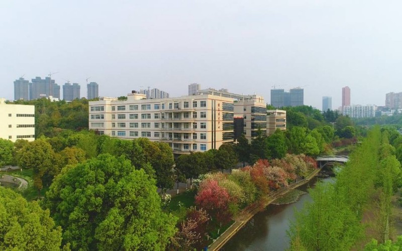 三峡大学_校园风光_学校景色