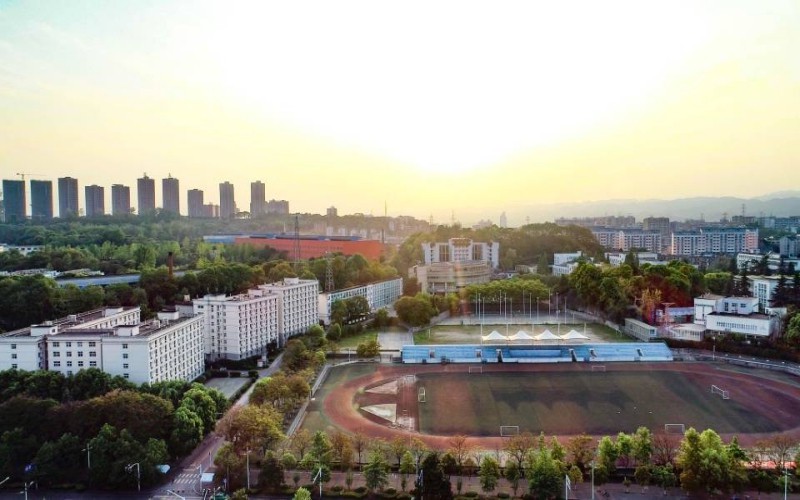 三峡大学_校园风光_学校景色