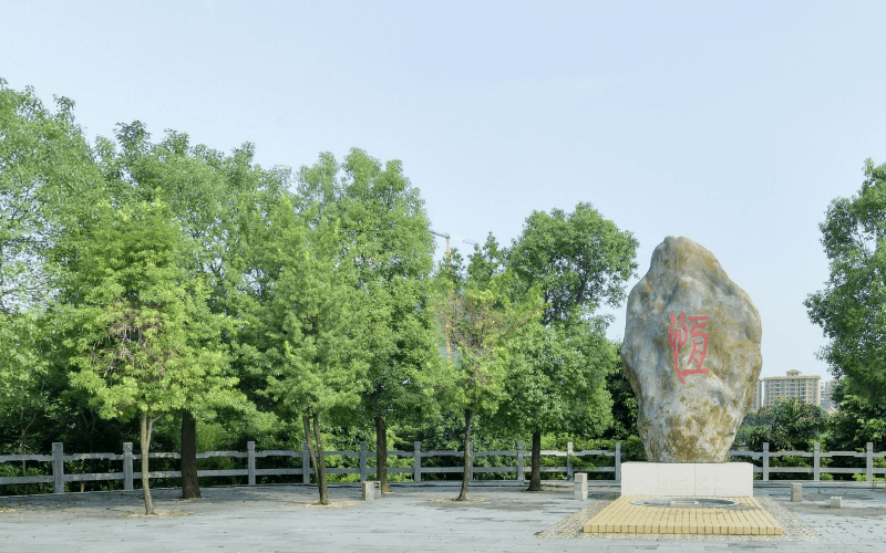 广西经济职业学院_校园风光_学校景色