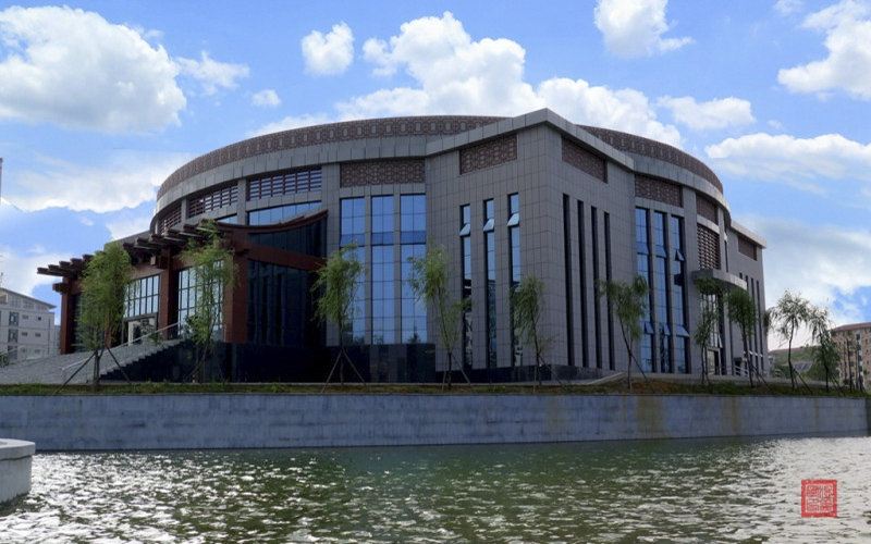 贵州中医药大学时珍学院_校园风光_365电子游戏(中国)官方网站景色