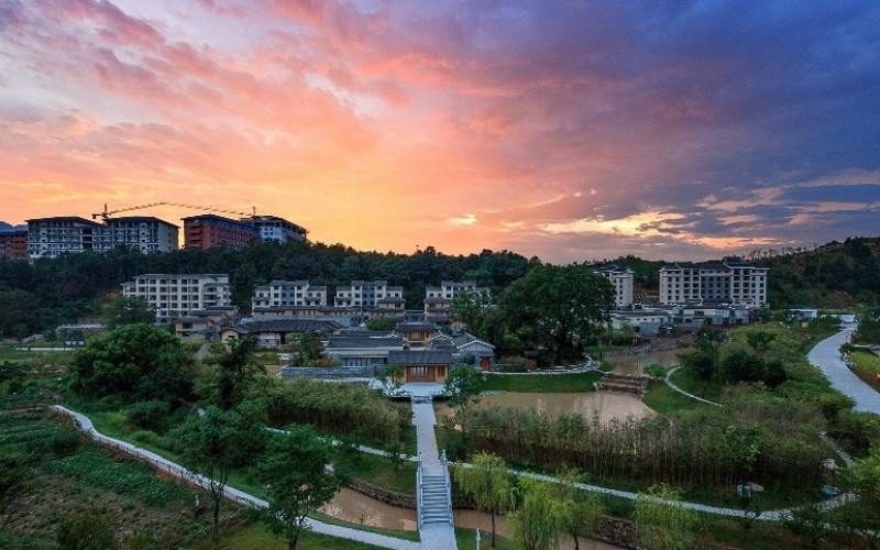 和君职业学院_校园风光_学校景色