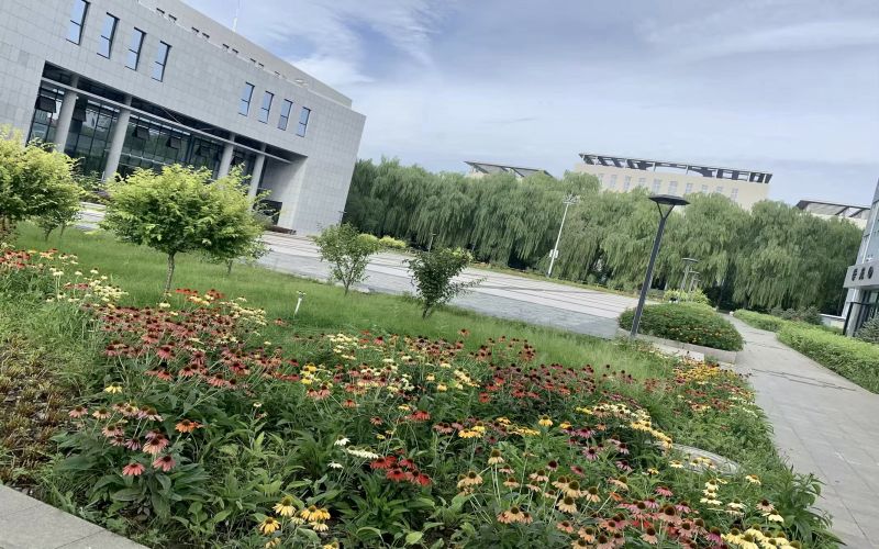 宣化科技职业学院_校园风光_学校景色