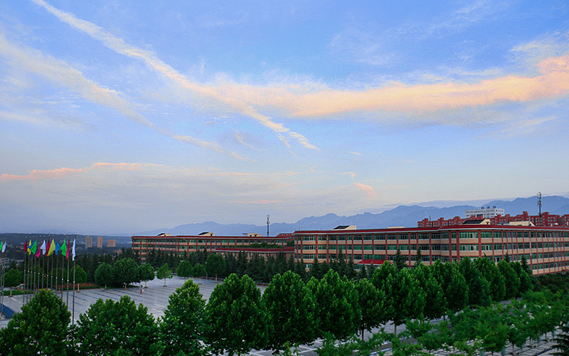 西京学院_校园风光_学校景色