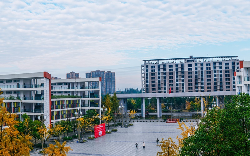 四川商务职业学院_校园风光_学校景色