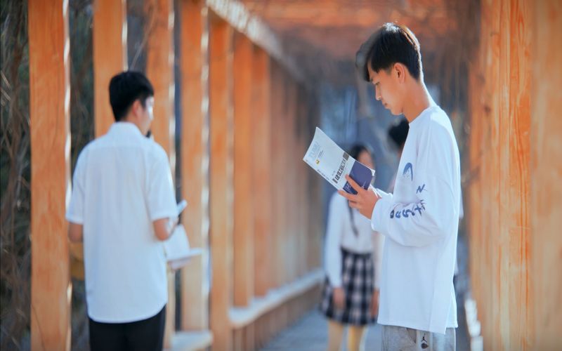 银川科技学院_校园风光_学校景色