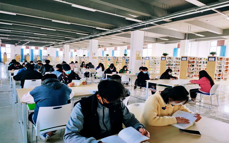 白银希望职业技术学院_校园风光_学校景色