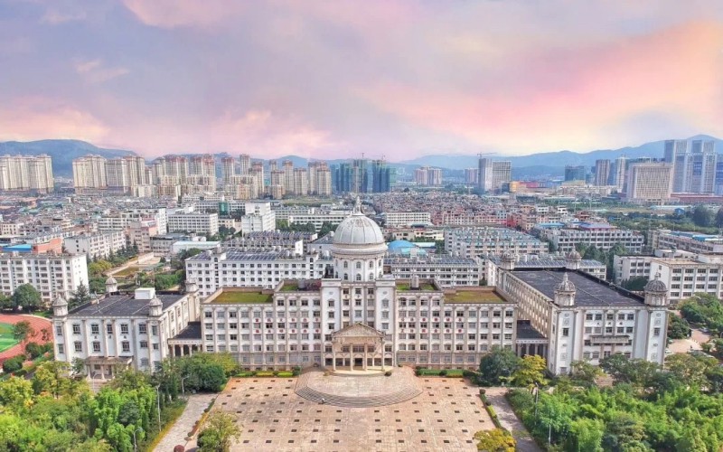 昆明城市学院_校园风光_学校景色