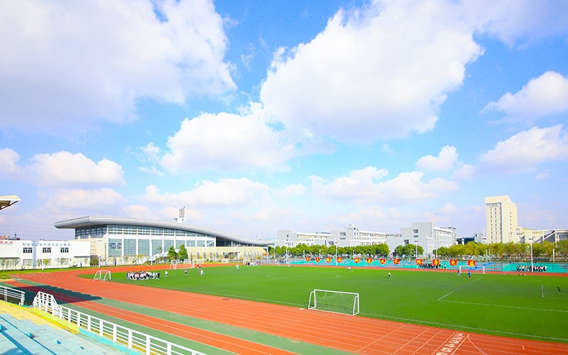 扬州工业职业技术学院_校园风光_学校景色