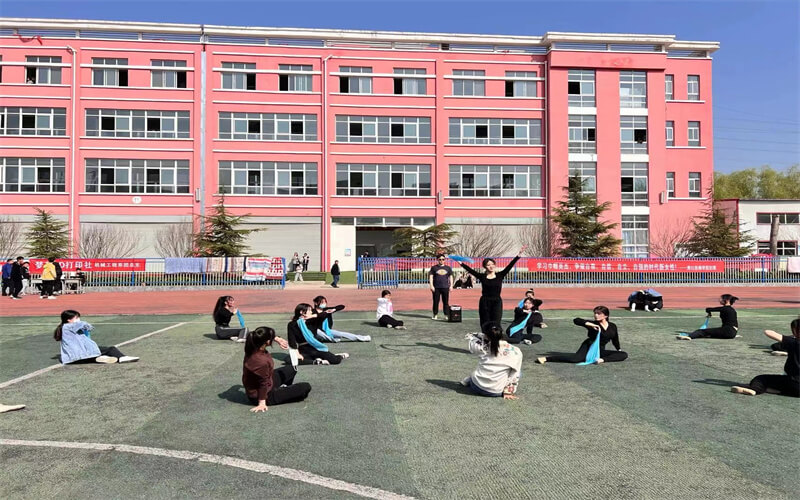 周口理工职业学院_校园风光_学校景色