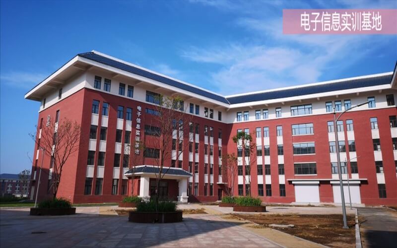 吉林通用航空职业技术学院_校园风光_学校景色