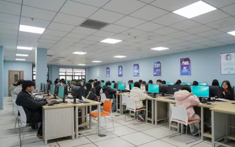 贵州铜仁数据职业学院_校园风光_学校景色