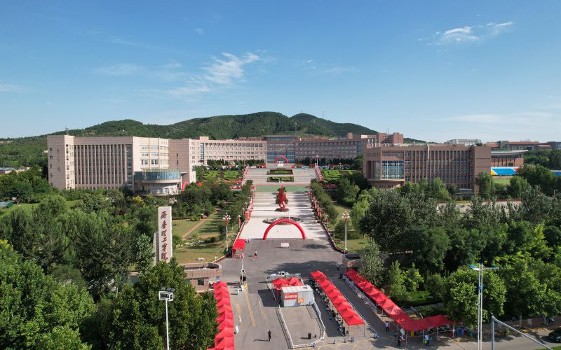 齐鲁理工学院_校园风光_365电子游戏(中国)官方网站景色