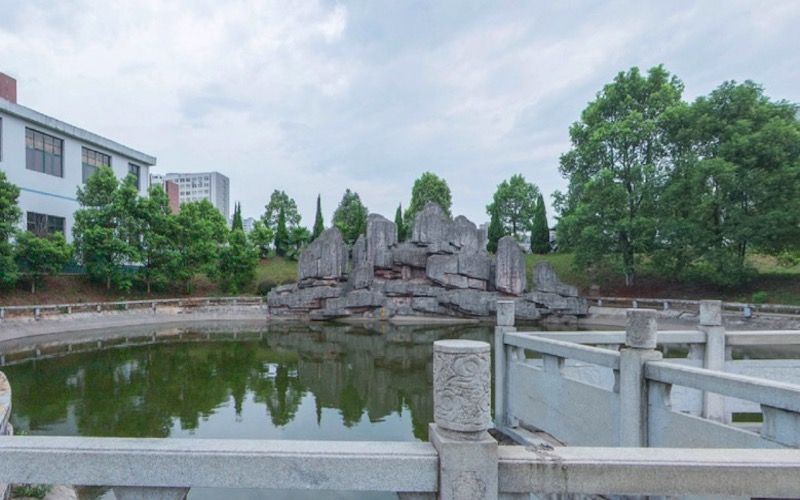 赣西科技职业学院_校园风光_学校景色