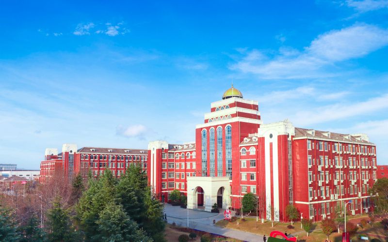 南昌职业大学_校园风光_学校景色