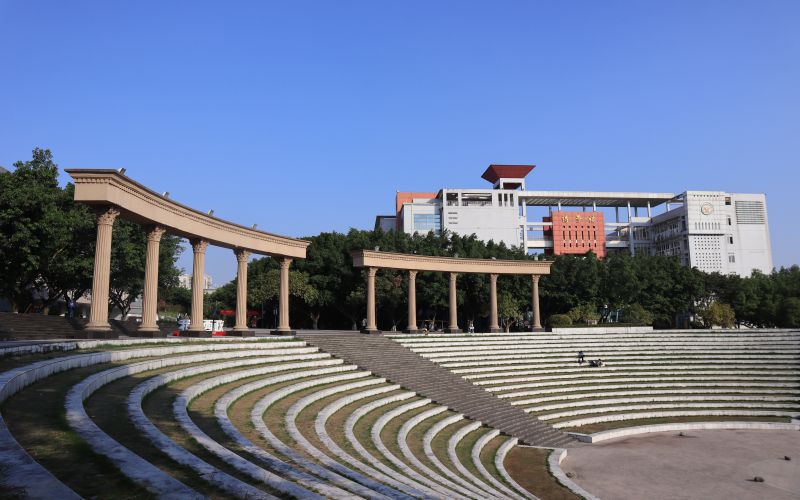 西南政法大学_校园风光_学校景色