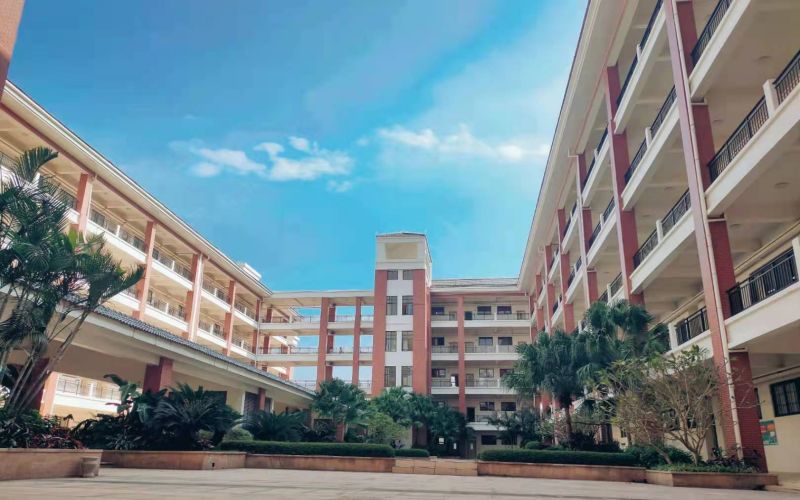 广东碧桂园职业学院_校园风光_学校景色