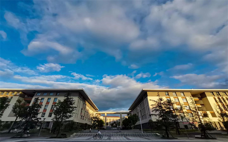 贵州理工学院_校园风光_学校景色