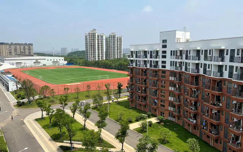 武汉光谷职业学院_校园风光_学校景色